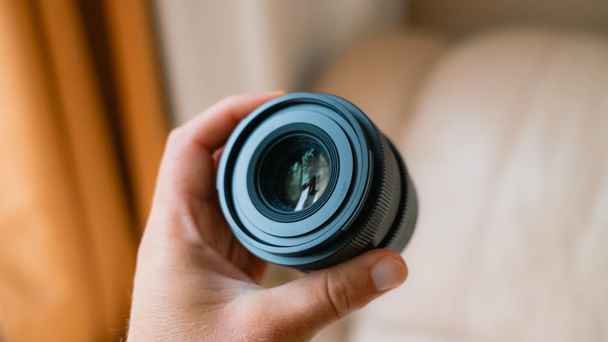 Sigma 50mm f2 DG DN Contemporary Review (Sony) — Roman Fox